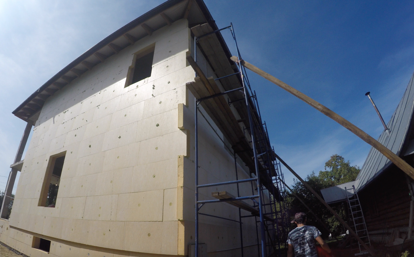 Технология утепления фасада все подробно на нашем канале в Ютюбе iHouse TermoPlus Современный энергоэффективный дом iHouse TermoPlus